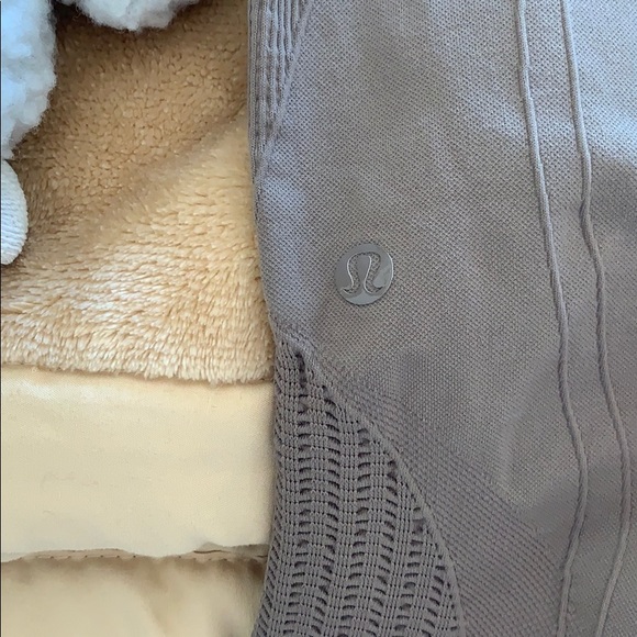 Lululemon Leggings - Picture 6 of 6